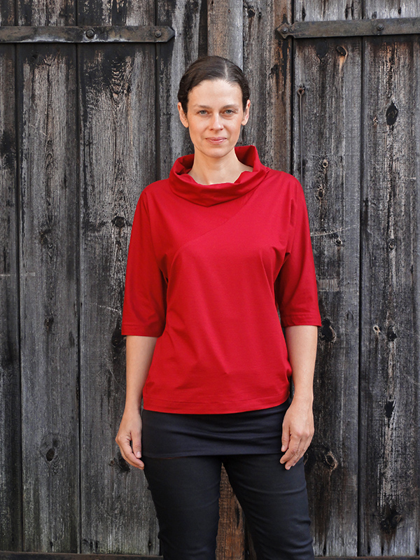 Fledermaus Shirt No.2 mit Rollkragen, Kurzarm